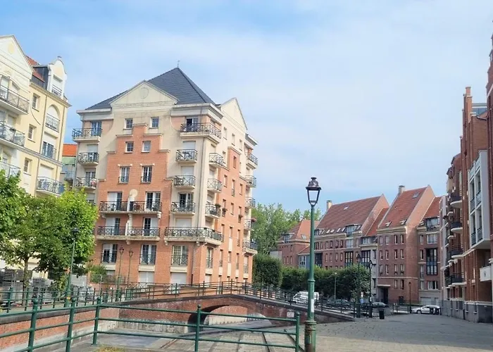 Apartament Grand Avec Terrasse Et Parking - Vieux- - Blaise *